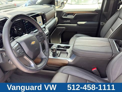 Used 2026 Chevrolet Silverado 1500 High Country w/ Technology Package AWD/4WD image 15