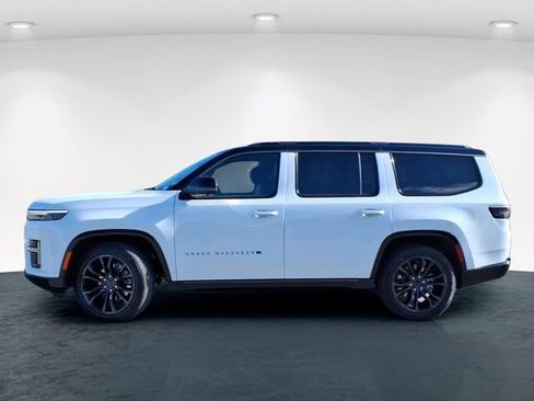 New 2026 Jeep Grand Wagoneer Summit w/ Rear Seat Video Group I AWD/4WD image 5