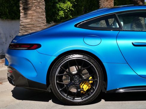 Used 2024 Mercedes-Benz AMG GT 63 image 5