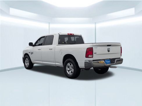 Used 2020 RAM 1500 Classic SLT image 4