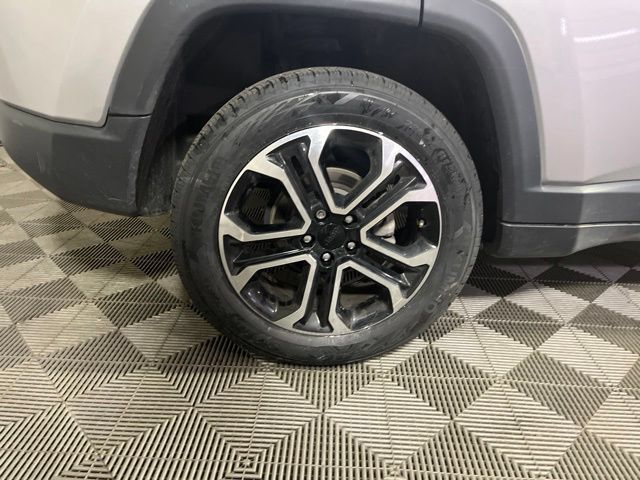 Used 2023 Jeep Compass Limited AWD/4WD image 39