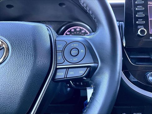 Used 2021 Toyota Camry SE image 24