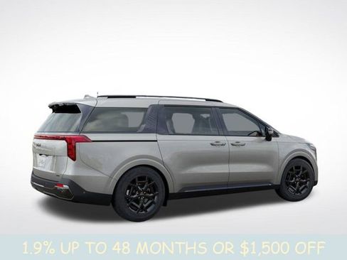 New 2026 Kia Carnival SX w/ SX Dark Edition Package FWD image 8