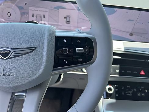 New 2026 Genesis GV70 2.5T Advanced AWD/4WD image 29
