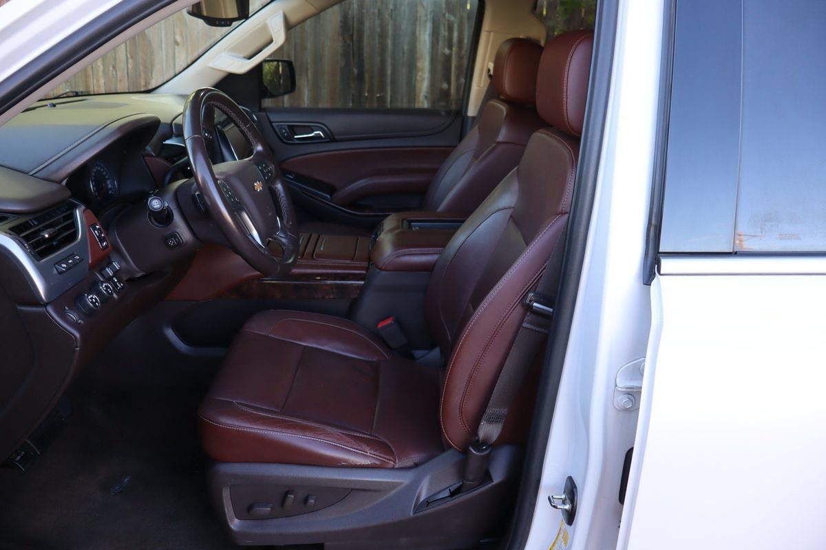 Used 2018 Chevrolet Tahoe Premier AWD/4WD image 19
