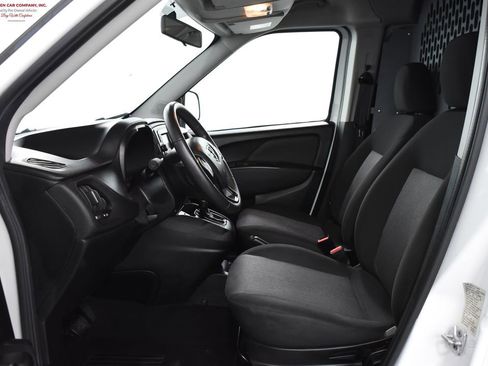 Used 2018 RAM ProMaster City Tradesman SLT image 7