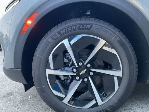 New 2026 Chevrolet Equinox EV LT image 26