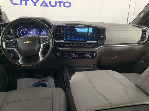 Used 2024 Chevrolet Silverado 2500 LTZ w/ LTZ Convenience Package AWD/4WD image 33