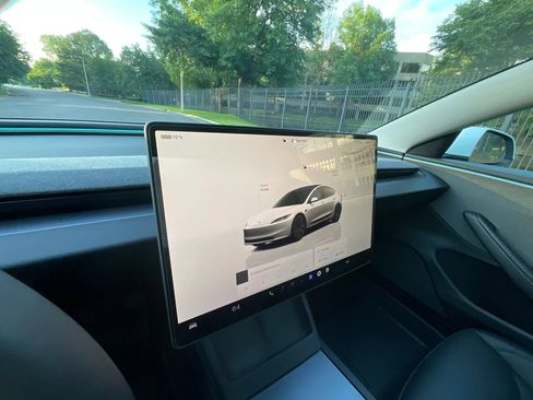 Used 2025 Tesla Model 3 RWD image 21
