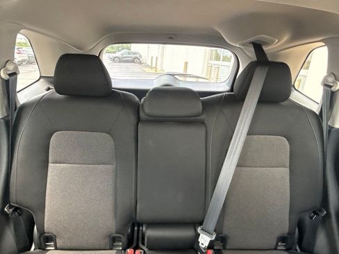 Used 2023 Honda CR-V EX image 9
