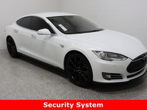 Used 2014 Tesla Model S P85 image 4