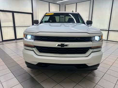 Used 2019 Chevrolet Silverado 1500 Custom w/ Texas Edition AWD/4WD image 12