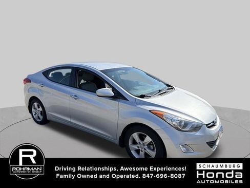 Used 2013 Hyundai Elantra GLS w/ Preferred Pkg FWD image 3