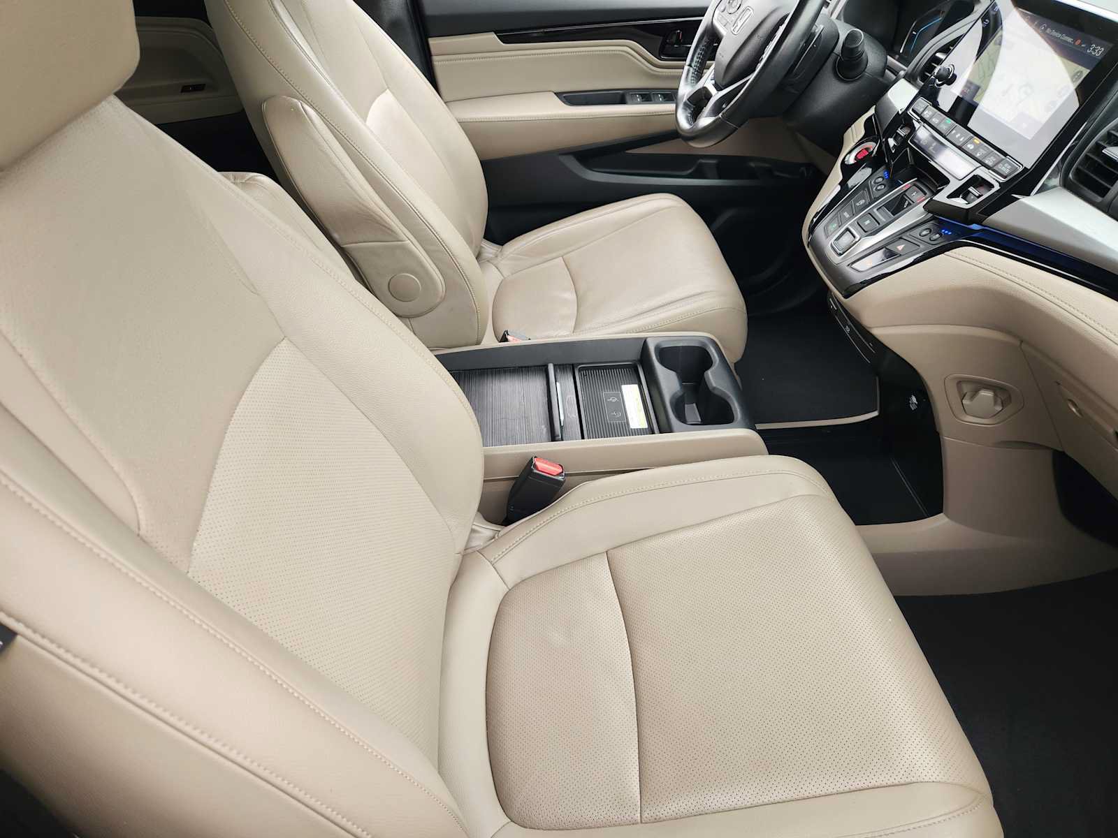 Used 2018 Honda Odyssey Elite image 13