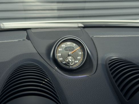 Certified 2020 Porsche 718 Cayman GT4 RWD image 24