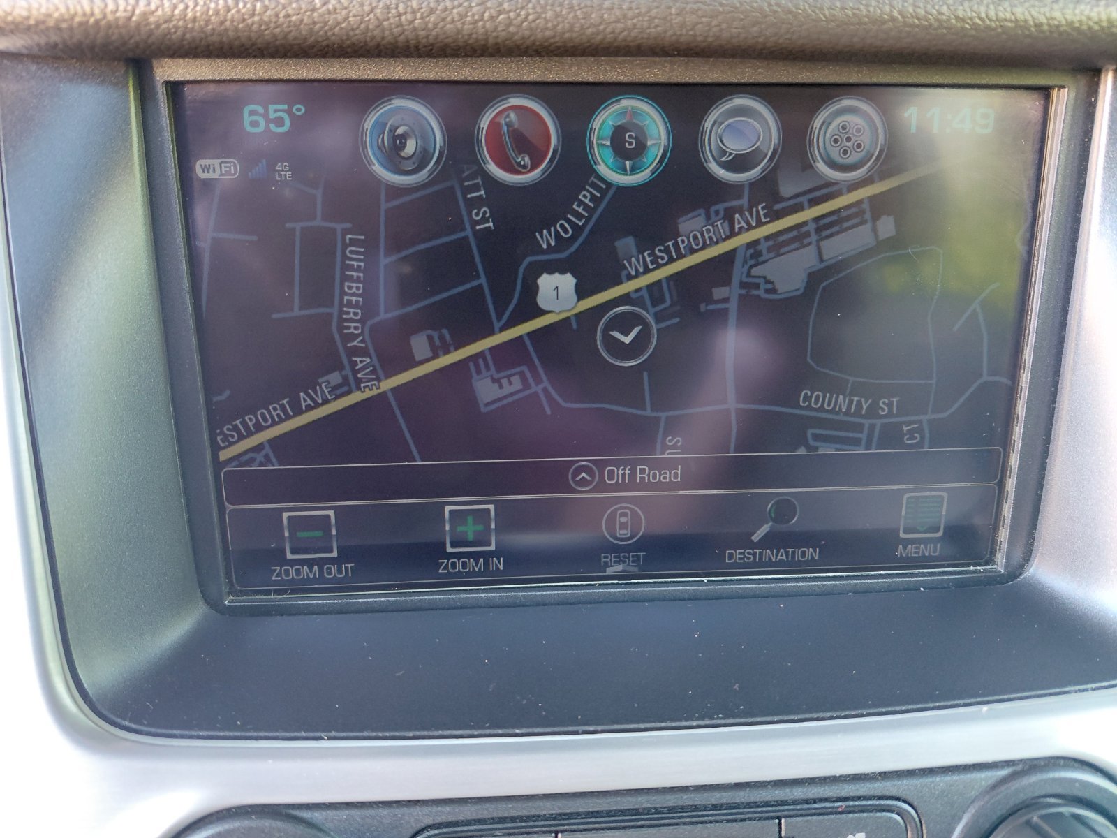 Used 2018 GMC Yukon SLT w/ Premium Edition AWD/4WD image 11