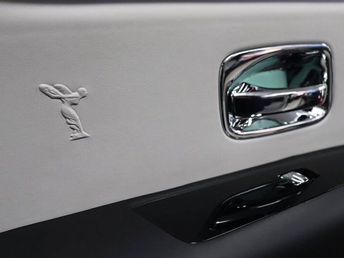 Used 2022 Rolls-Royce Cullinan w/ Cullinan Package AWD/4WD image 47