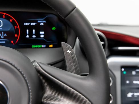 New 2026 McLaren 750S RWD image 31