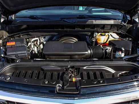 Used 2023 Chevrolet Silverado 1500 High Country image 43