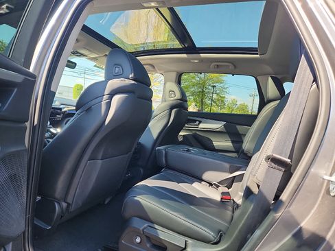 Certified 2024 Acura MDX SH-AWD w/ Technology Package image 11