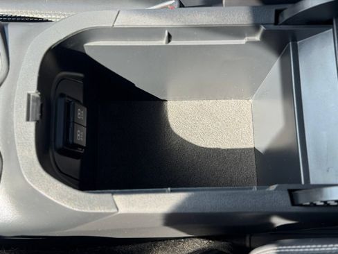 Used 2020 Toyota RAV4 XLE Premium AWD/4WD image 22