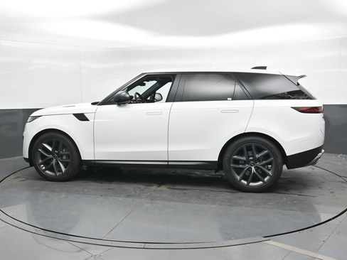 Used 2024 Land Rover Range Rover Sport SE AWD/4WD image 9