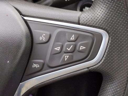 Used 2022 Chevrolet Malibu LT FWD image 30