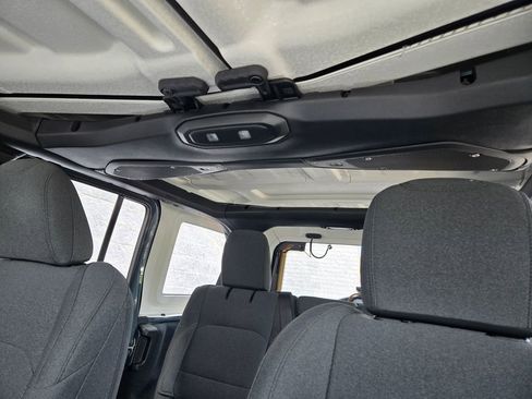 Used 2024 Jeep Wrangler Unlimited Sport AWD/4WD image 32