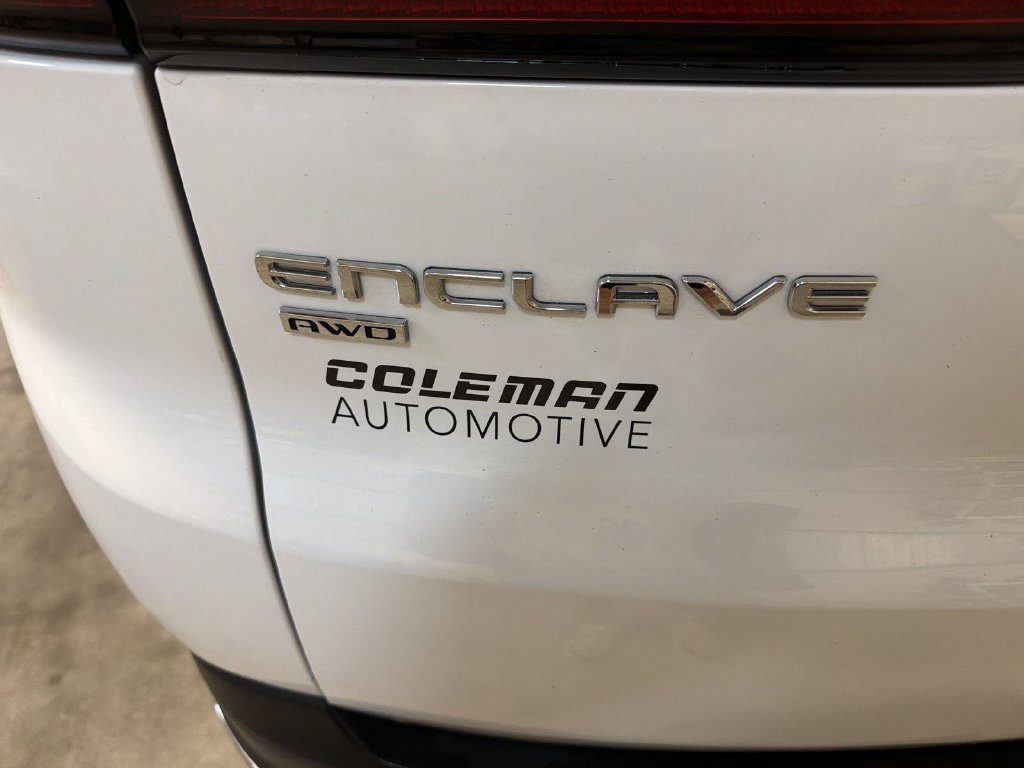 Used 2025 Buick Enclave Preferred AWD/4WD image 30