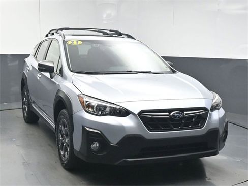 Used 2021 Subaru Crosstrek 2.5i Sport w/ Moonroof Package image 2