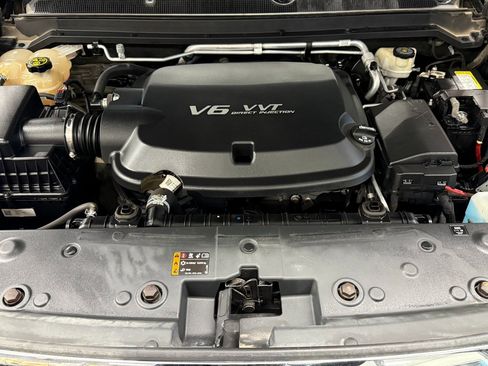 Used 2017 GMC Canyon SLE w/ SLE Convenience Package image 21