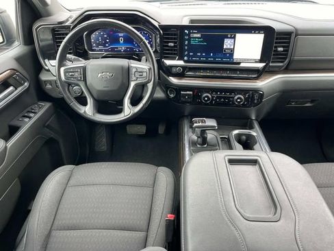 Used 2022 Chevrolet Silverado 1500 RST image 17