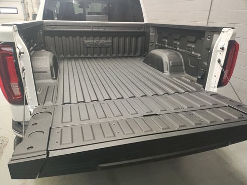 New 2026 GMC Sierra 1500 SLT w/ SLT Premium Plus Package AWD/4WD image 20
