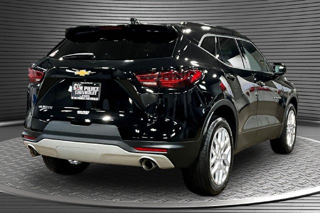Certified 2024 Chevrolet Blazer LT w/ Convenience Package FWD image 6