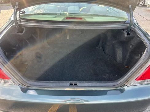 Used 2005 Toyota Camry LE FWD image 29