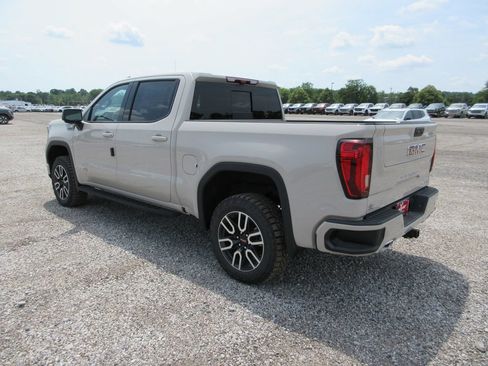 New 2026 GMC Sierra 1500 AT4 w/ AT4 Premium Package AWD/4WD image 10