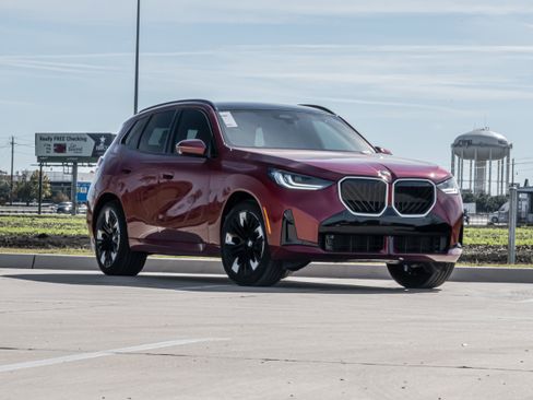 New 2026 BMW X3 xDrive30 w/ M Sport Package image 2