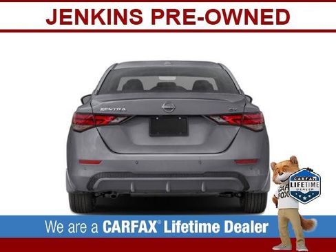 Used 2025 Nissan Sentra SV w/ Trunk Package image 8