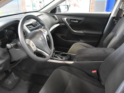 Used 2013 Nissan Altima 2.5 S FWD image 24