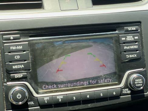 Used 2018 Nissan Sentra S FWD image 26
