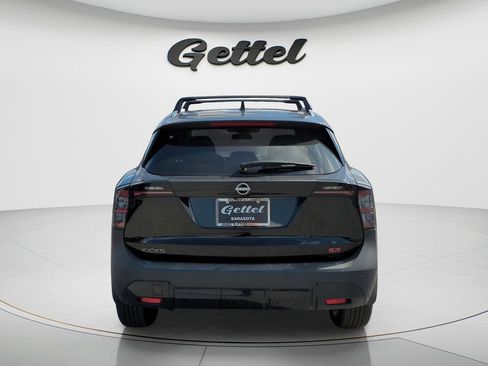 Certified 2026 Nissan Kicks SR FWD image 6