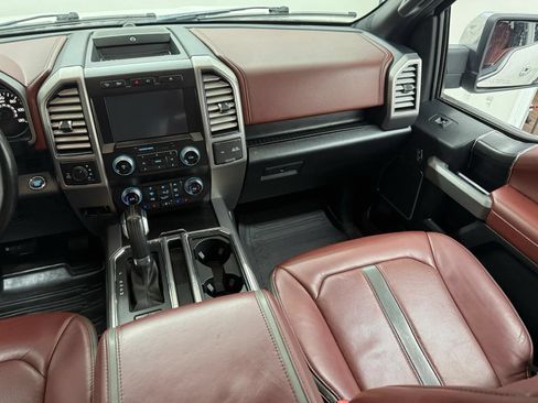 Used 2019 Ford F150 Platinum w/ Equipment Group 701A Luxury AWD/4WD image 9