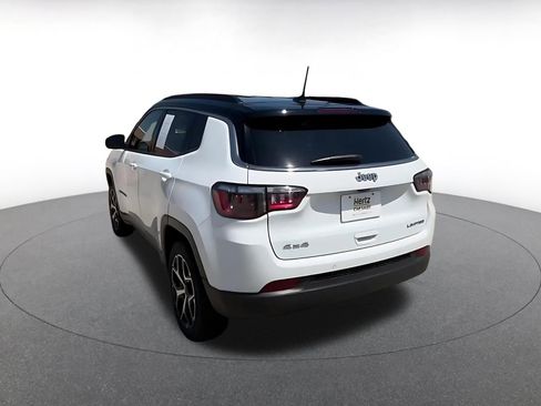 Used 2025 Jeep Compass Limited AWD/4WD image 15