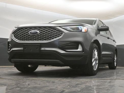 Used 2024 Ford Edge SEL image 15