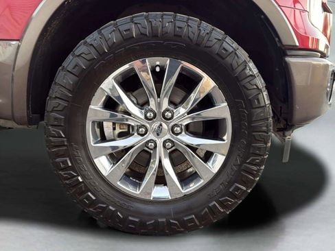 Used 2017 Ford F150 Lariat w/ Equipment Group 502A Luxury image 36