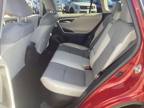 Used 2019 Toyota RAV4 Limited w/ Limited Grade Weather Package AWD/4WD image 17