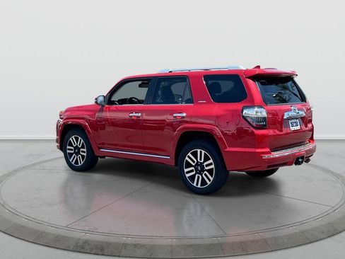Used 2022 Toyota 4Runner Limited AWD/4WD image 6