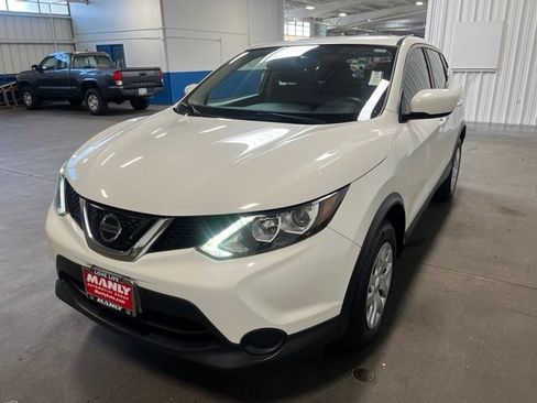 Used 2018 Nissan Rogue Sport S AWD/4WD image 7