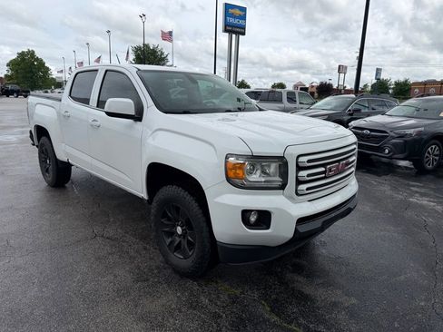 Used 2017 GMC Canyon SLE AWD/4WD image 2