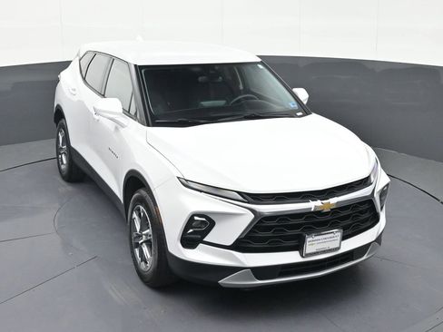 Used 2023 Chevrolet Blazer LT AWD/4WD image 27